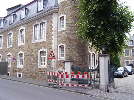 geb-kutsch-bauen-in-historischem-bestand-innenhof-10